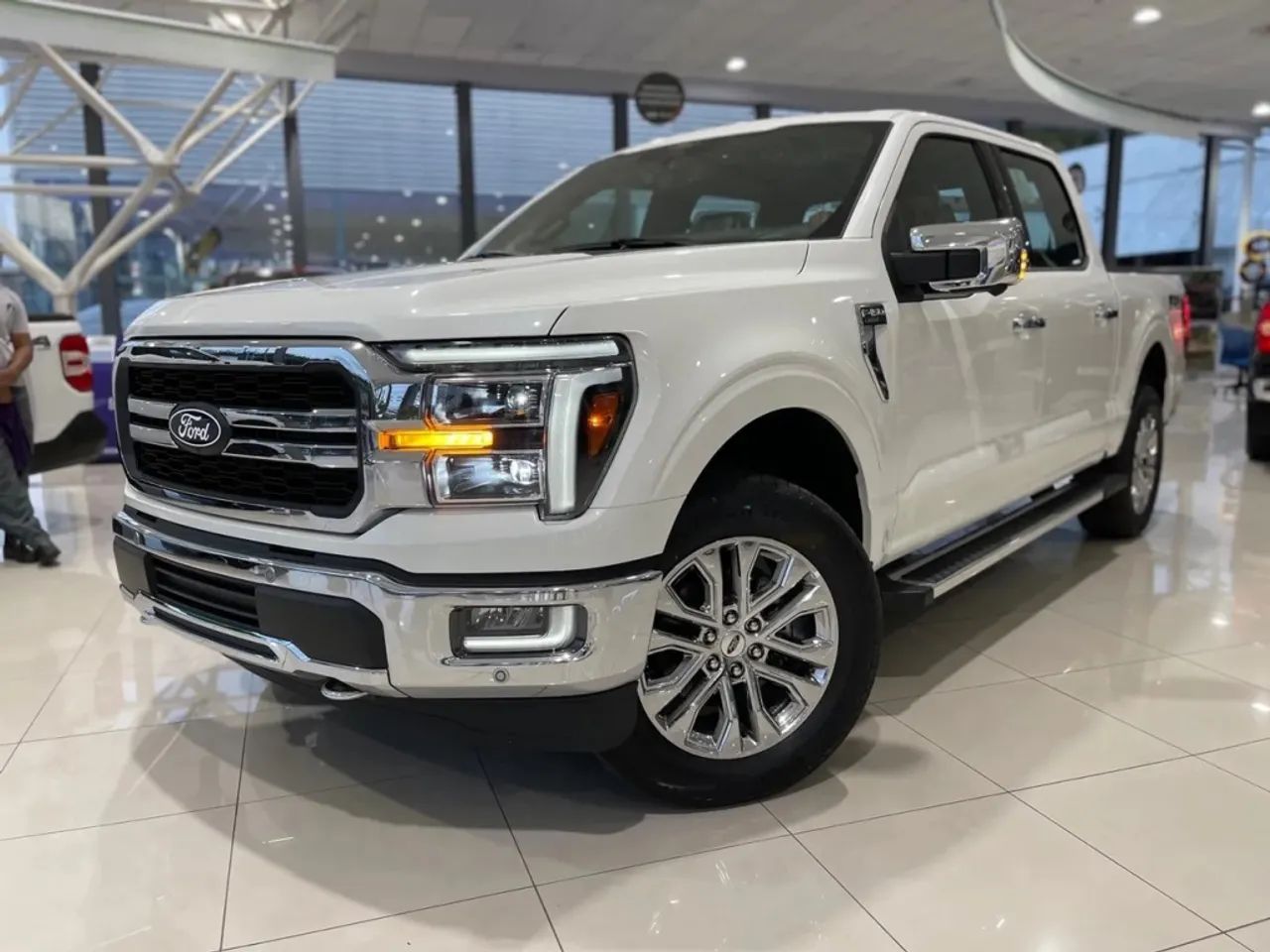 Ford F-150 F-150 Lariat Black 4x4 5.0 V8 2025