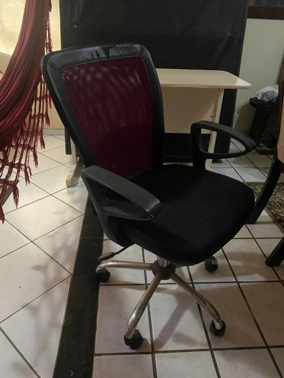 Cadeira de escritório - Foto 4