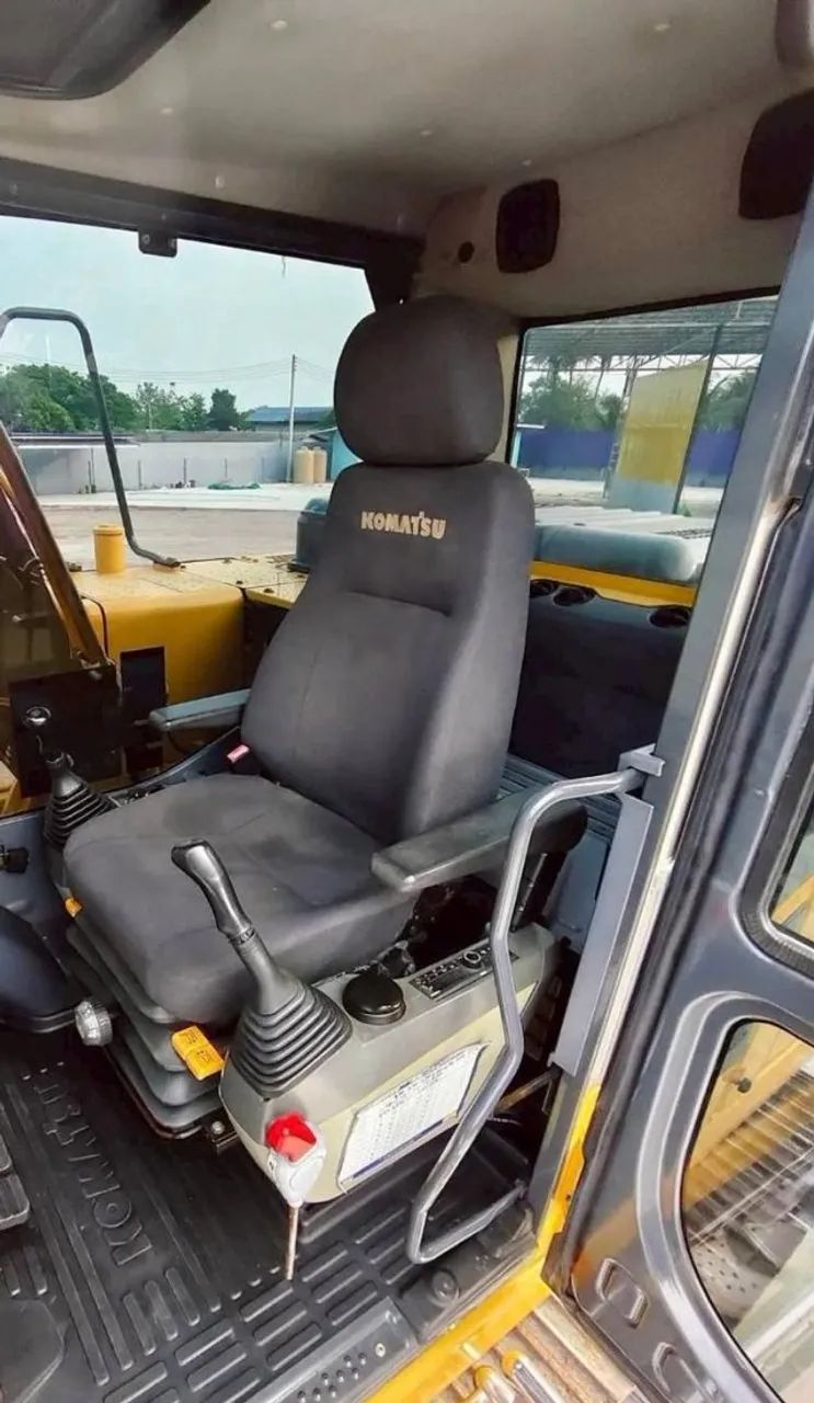 Escavadeira Hidráulica Komatsu Pc130 no 2016 ( REPASSE) - Foto 5