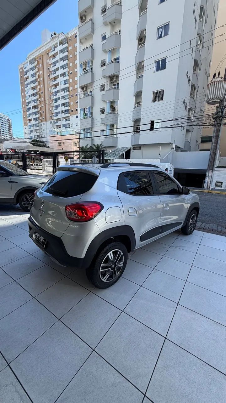 Renault Kwid Outsider 1.0 Flex 12V 5P Mec. 2022 - Foto 4