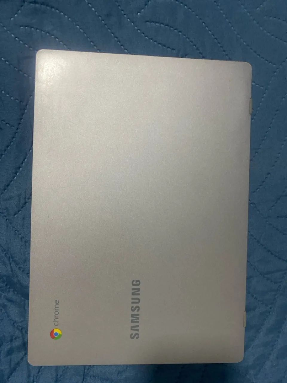 VENDO CHROMEBOOK 11,6 polegadas - DEFEITO - ELE NAO LIGA, MESMO CONECTADO AO CARREGADOR