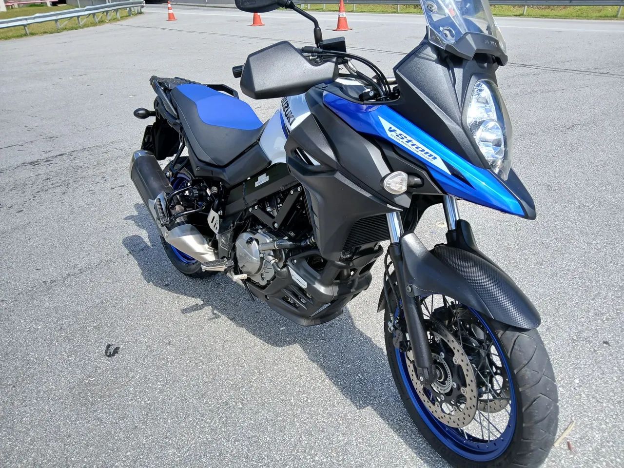 Suzuki Vstrom 650 2025 - Foto 3