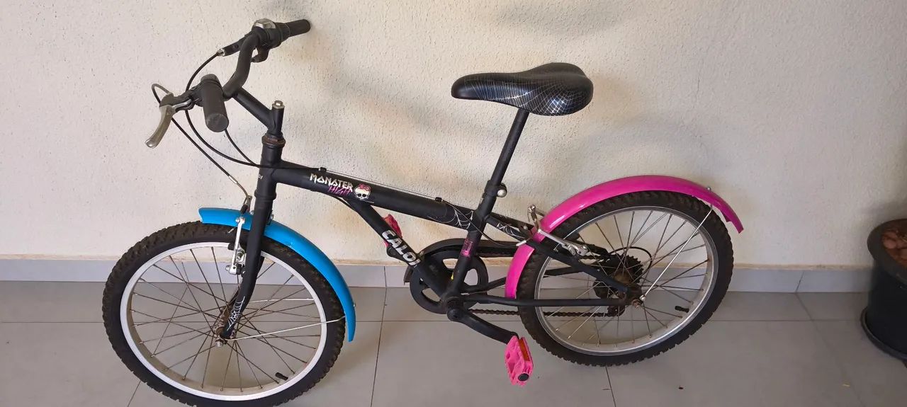 Bicicleta Caloi Monster HIGH