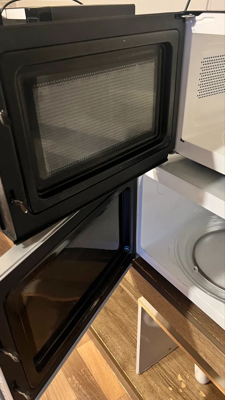 Vendo dois lindos e perfeitos microondas  - Foto 3