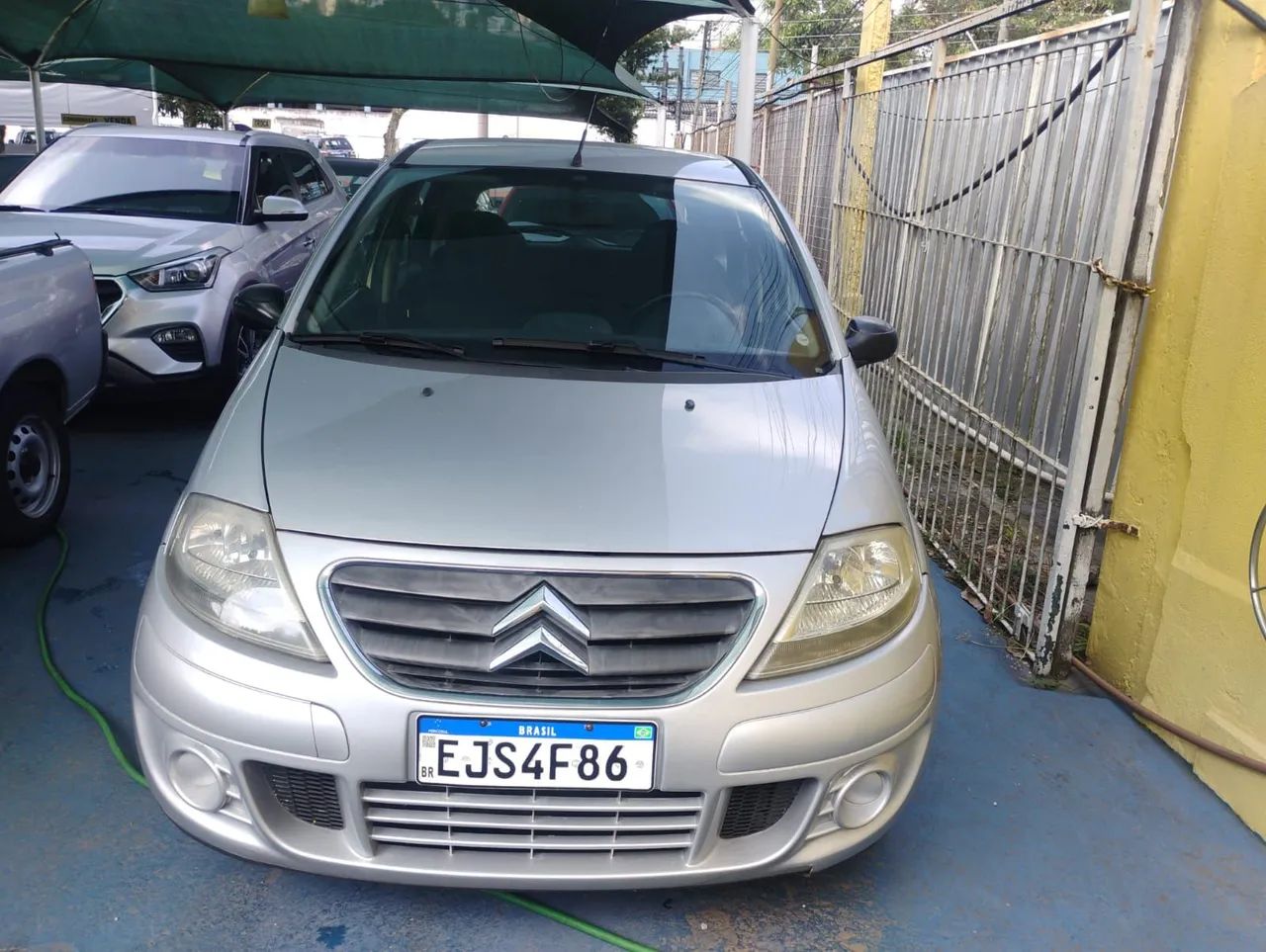 Citroën C3 GLX 1.4/ GLX SONORA 1.4 FLEX 8V 5P 2010