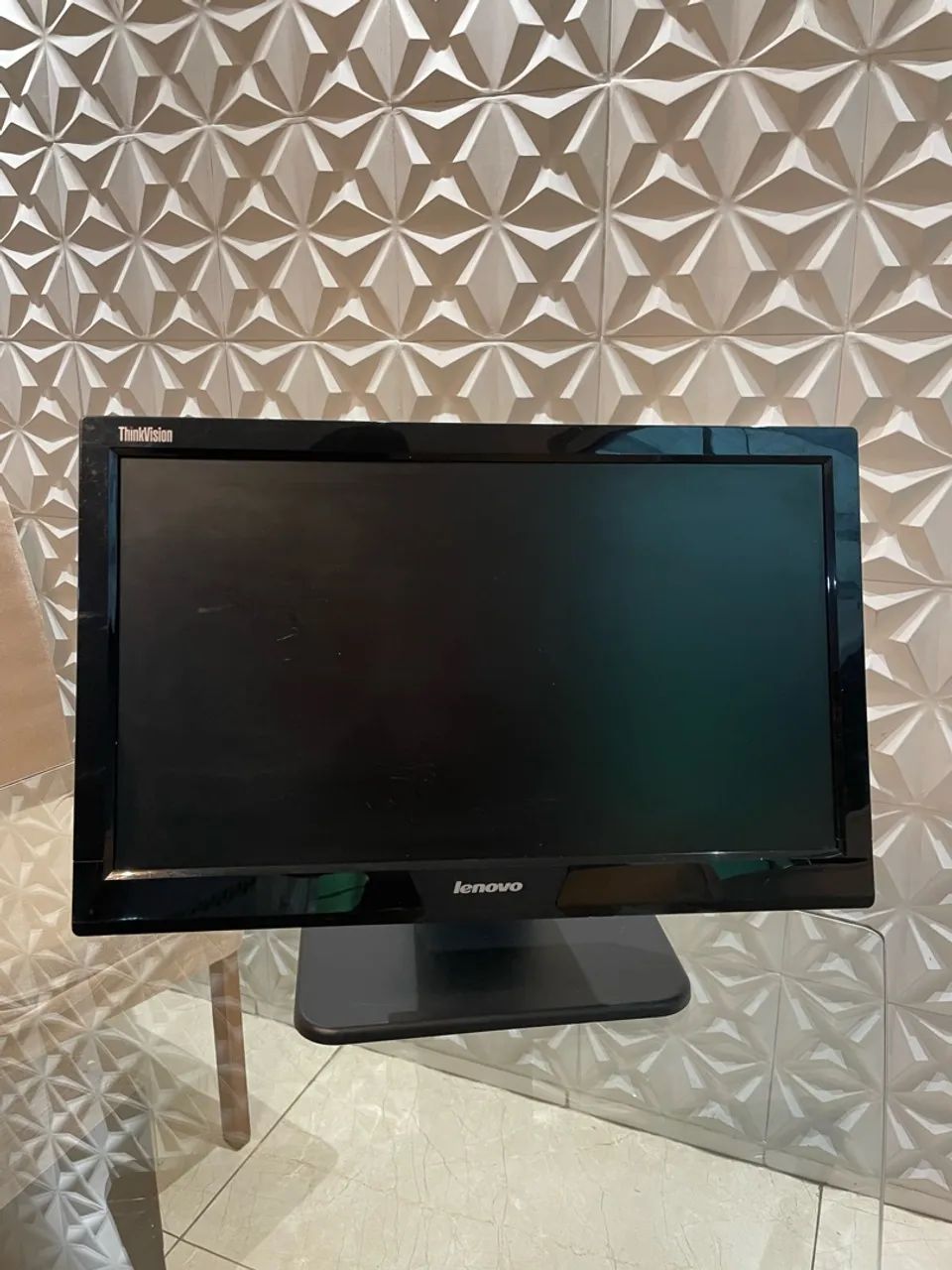 Monitor Lenovo