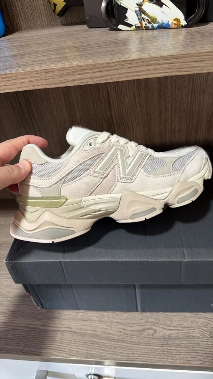 New Balance 9060 (Feminino)