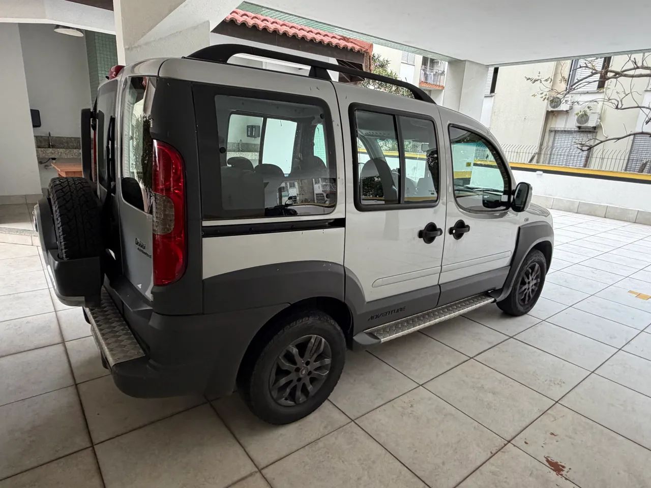 Fiat Doblo Adv/adv Tryon/locker 1.8 Flex 2014 - Foto 3
