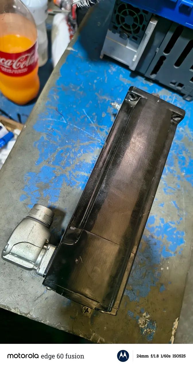 servo motor Schneider Electric BSH0703P32A2A - Foto 4