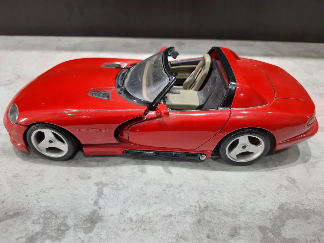 Miniatura Dodge Viper RT10 - Burago - Escala 1:18