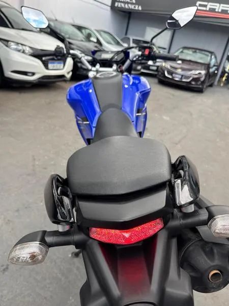 YAMAHA XTZ250 LANDER 2024 - Foto 6