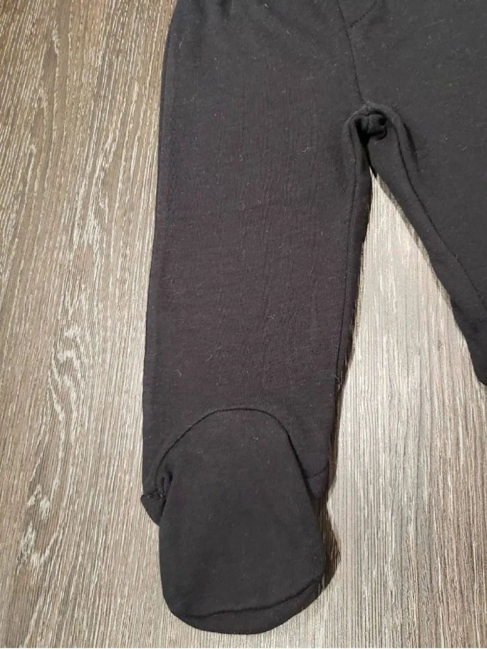calça para bebê com pezinho preta - Foto 5
