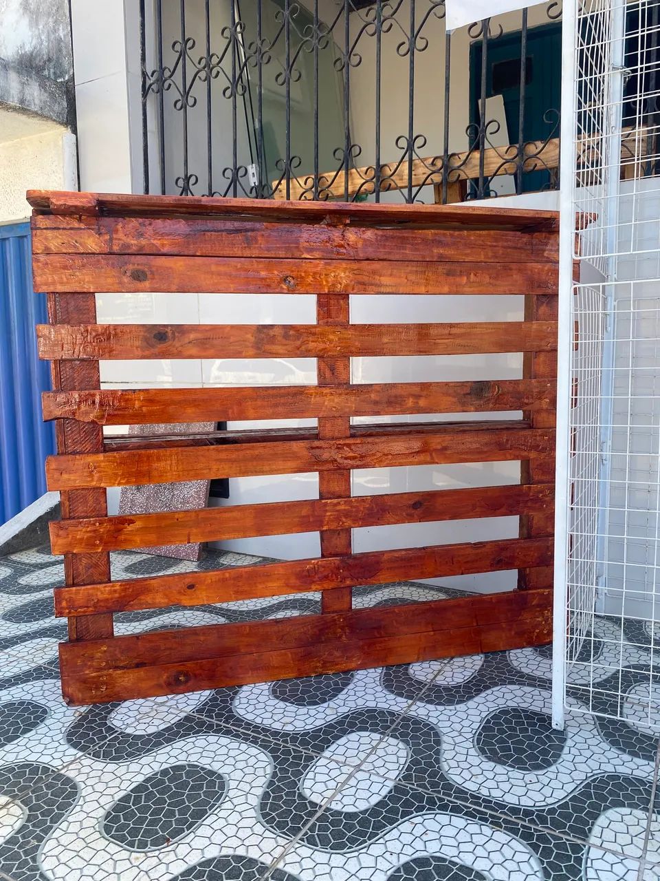 VENDE-SE BALCÃO DE PALLET 