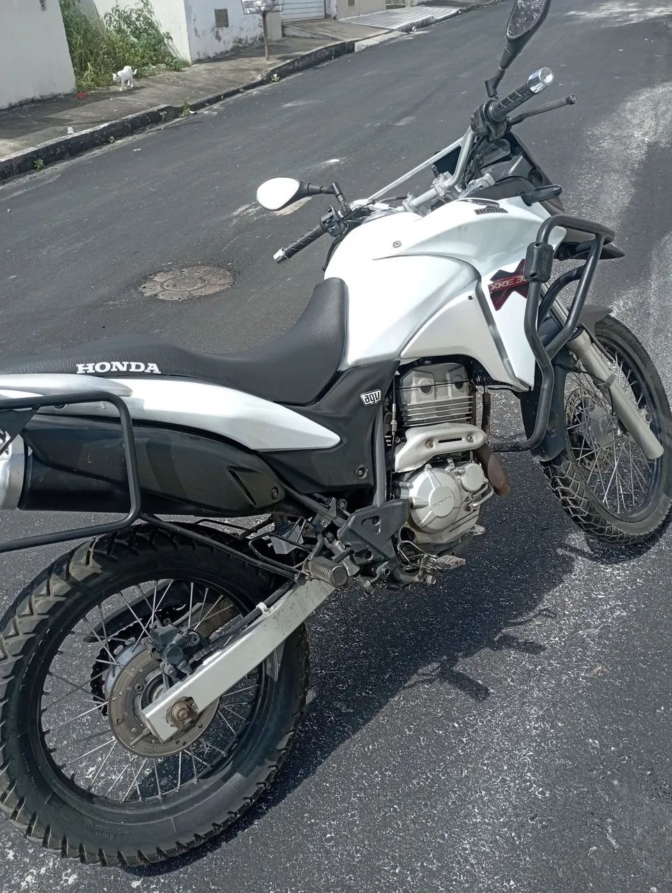 XRE 300 zerada 