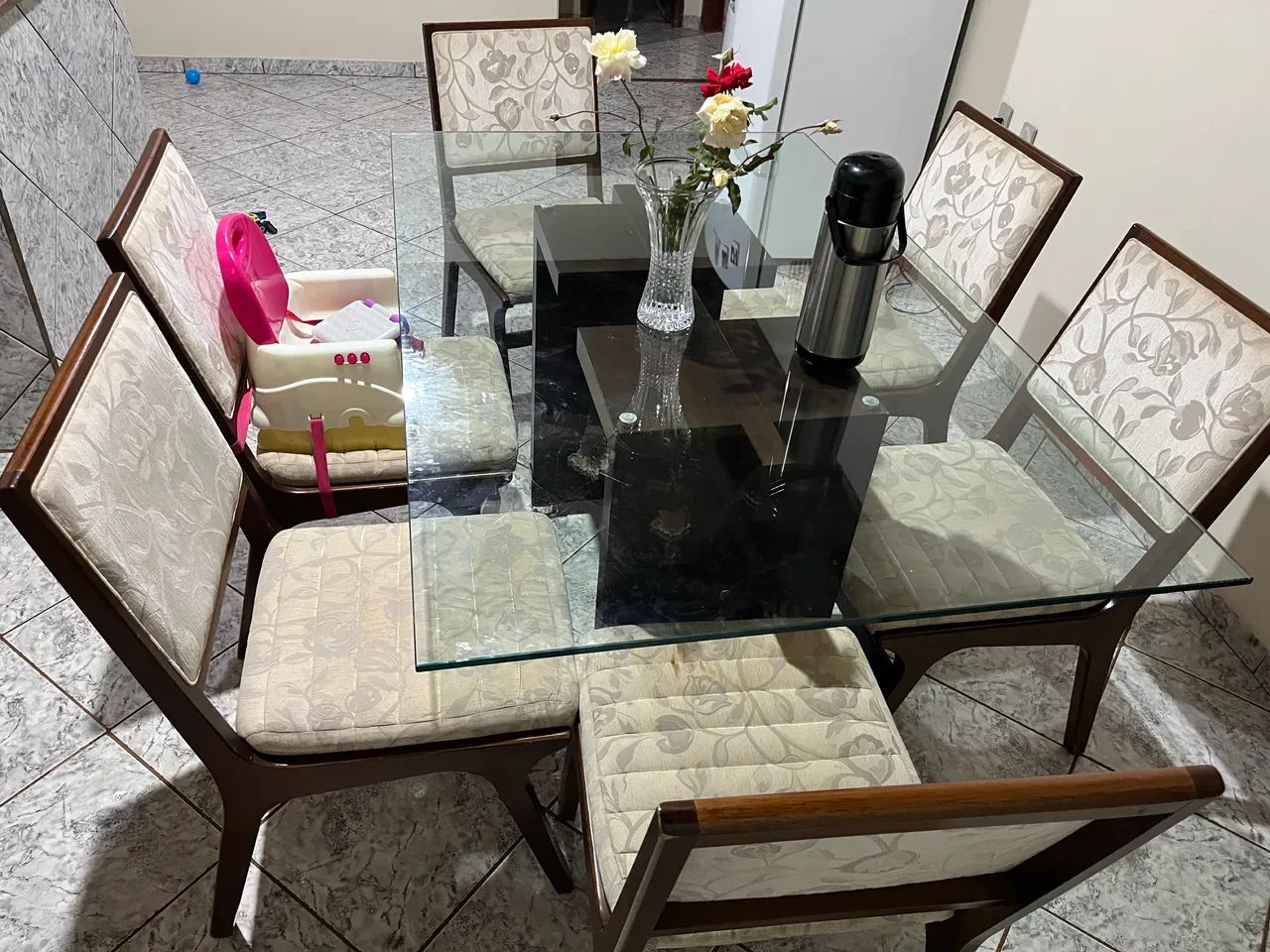 Mesa 6 cadeiras