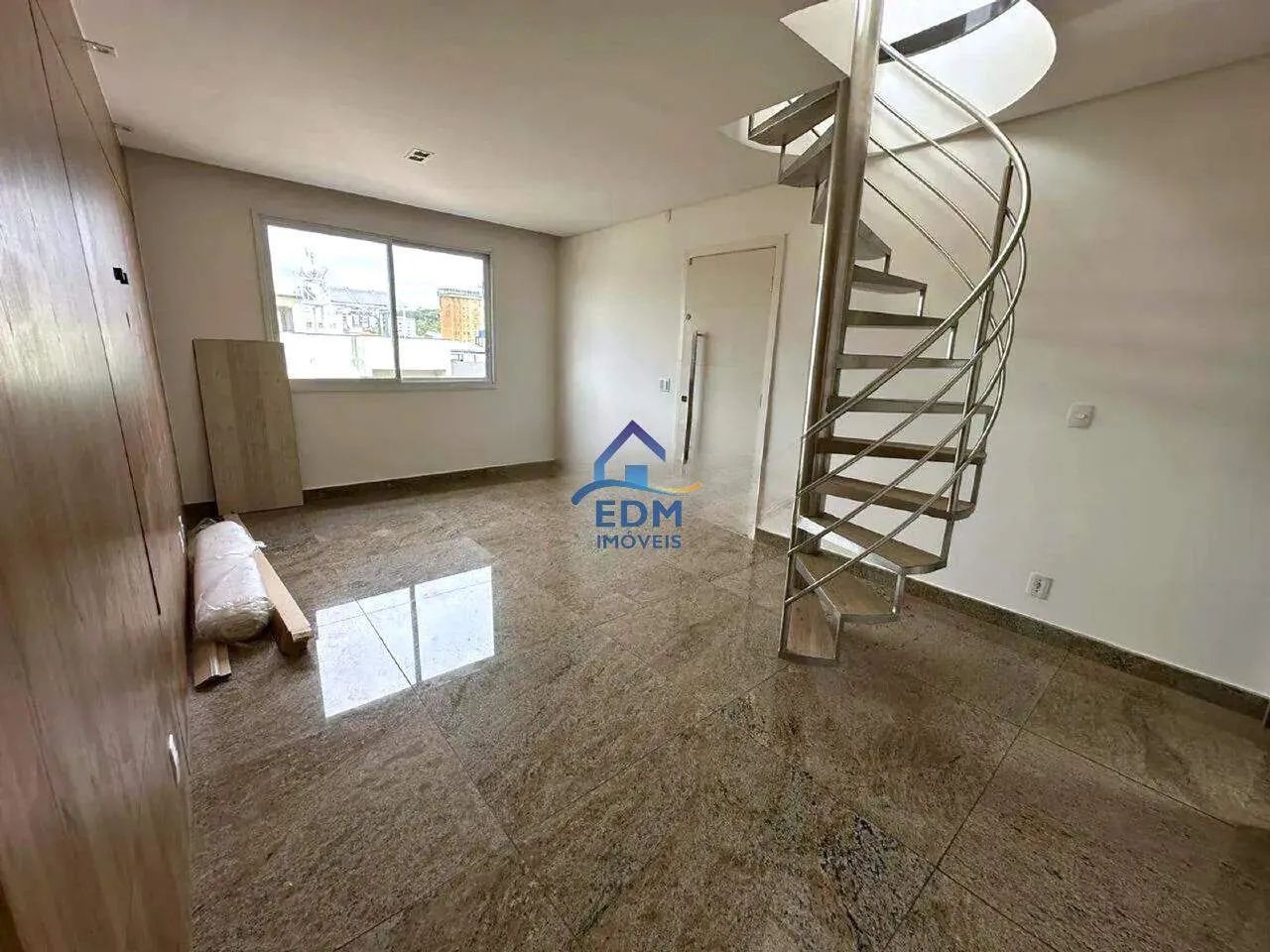 Cobertura 3 Quartos com Suíte e 3 Vagas para Alugar no Padre Eustáquio  180 m² - Foto 3