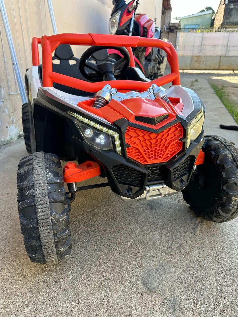 Carrinho elétrico infantil 