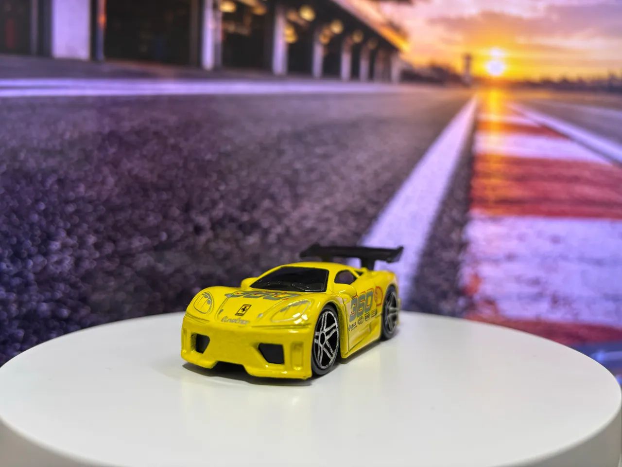 HOT WHELLS FERRARI 360 MODENA TOONED 2004