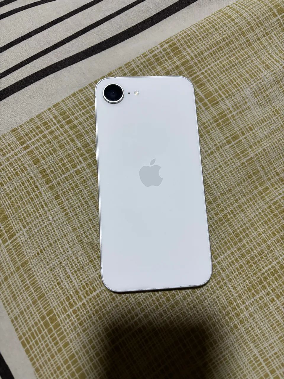 iPhone 16e  - Foto 2