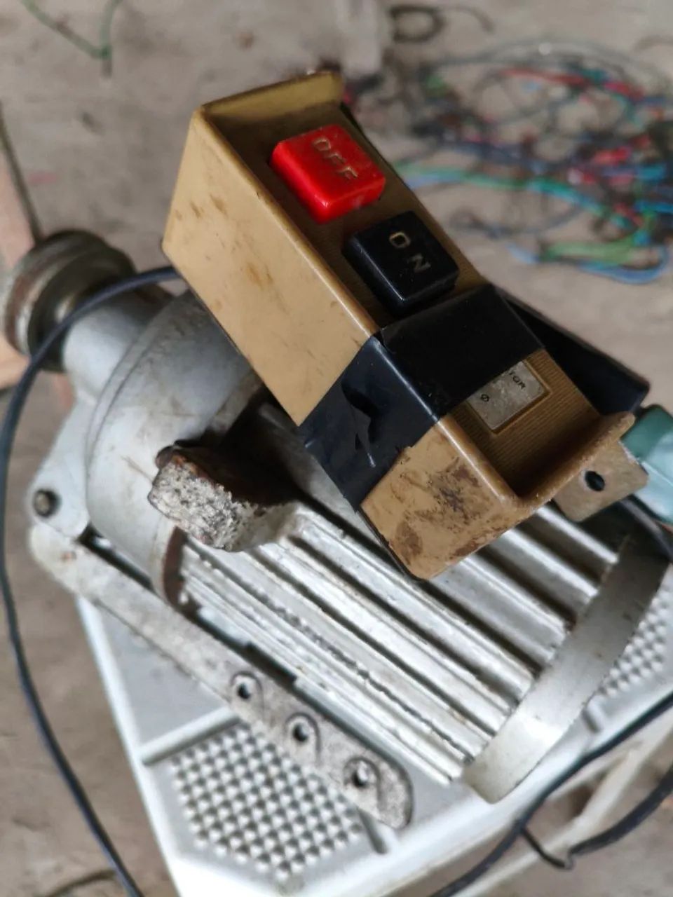 Motor elétrico 