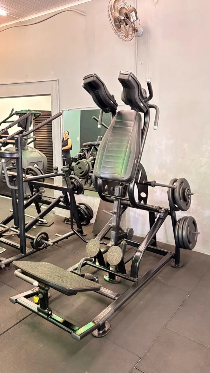 Hack Squat Physicus PHI16 - Profissional  - Foto 3