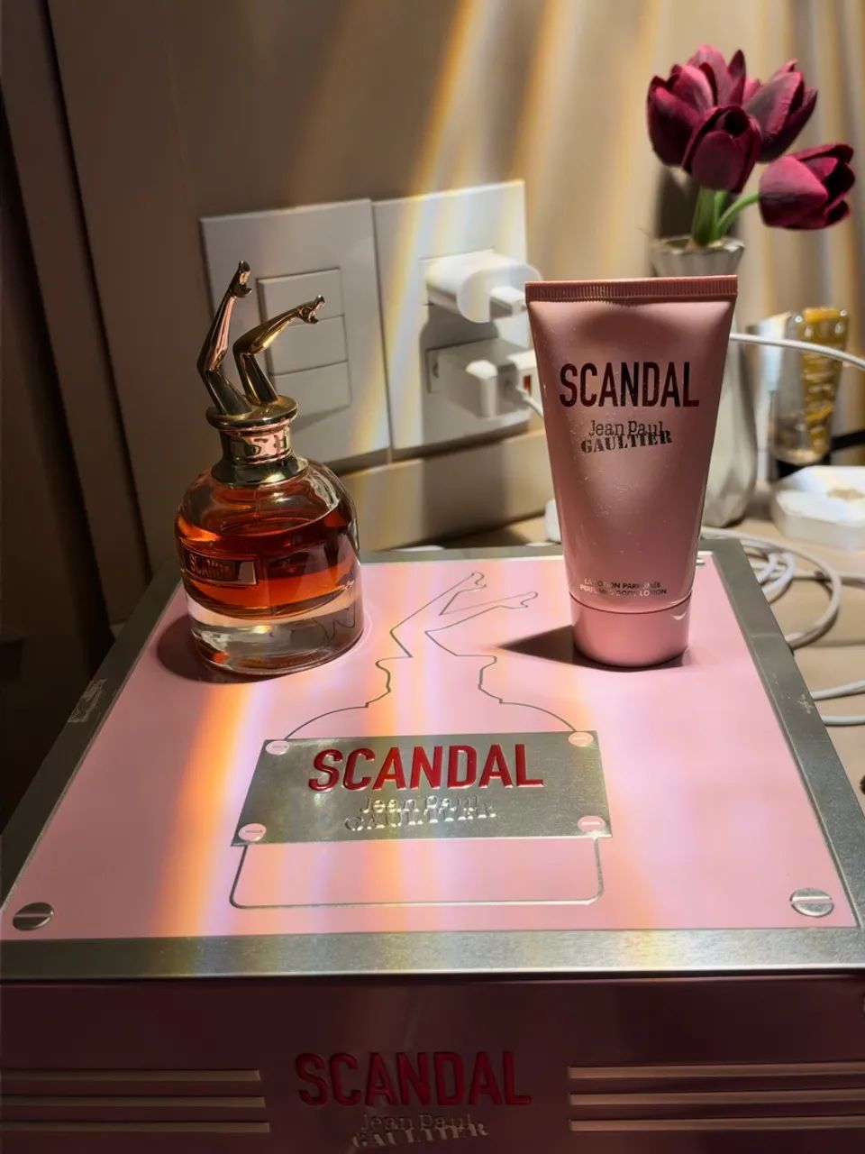 Perfume importado original Scandal  - Foto 2