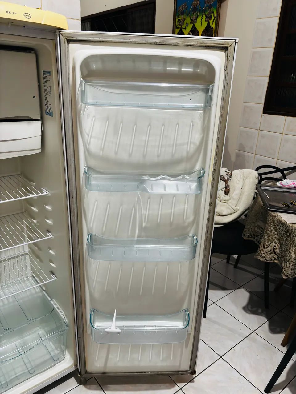 Vendo geladeira Eletrolux  - Foto 4