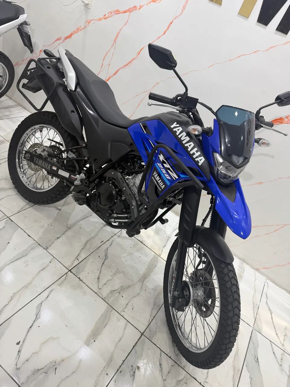 VENDO LANDER 250 KM 10981 - Foto 2