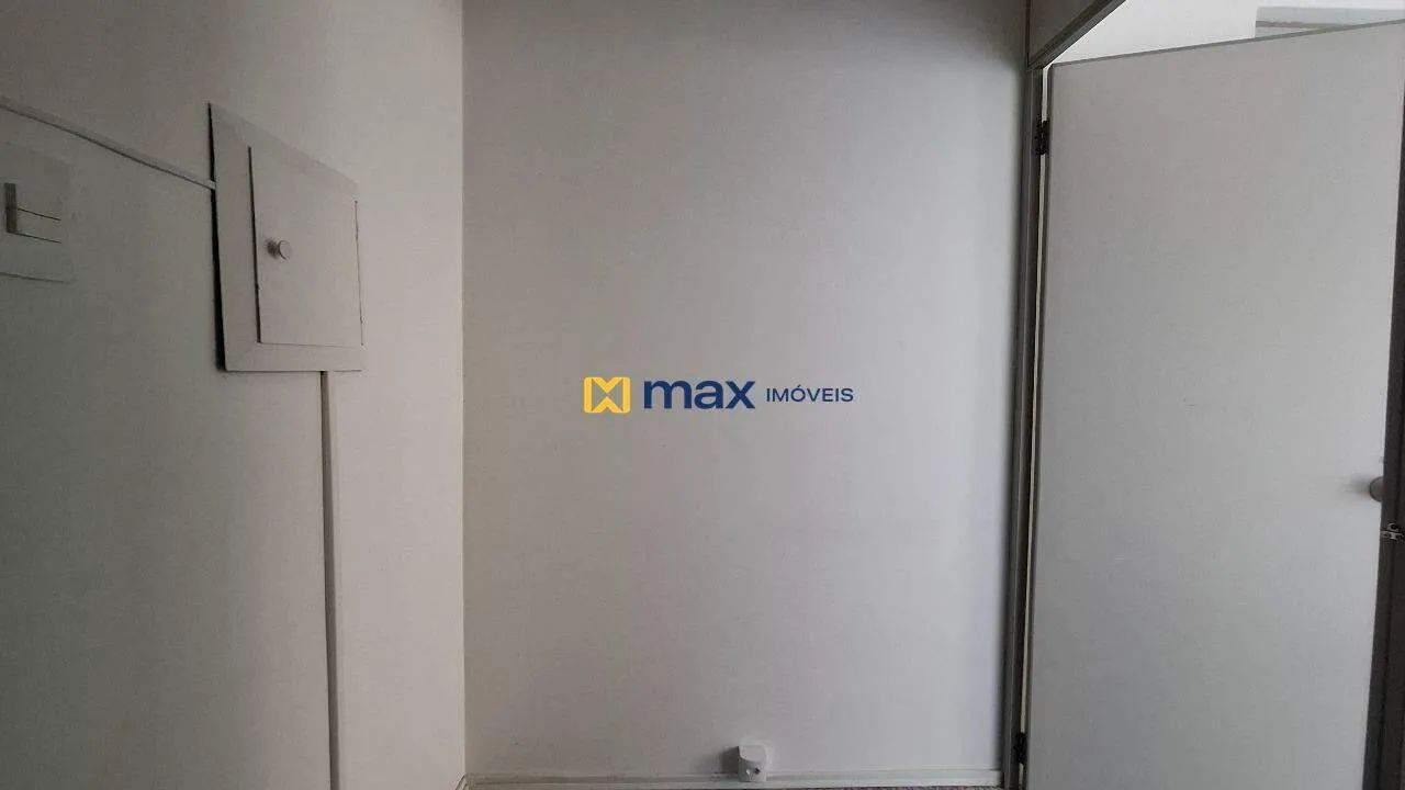 Sala comercial à venda no bairro Centro em Itajaí - Foto 4