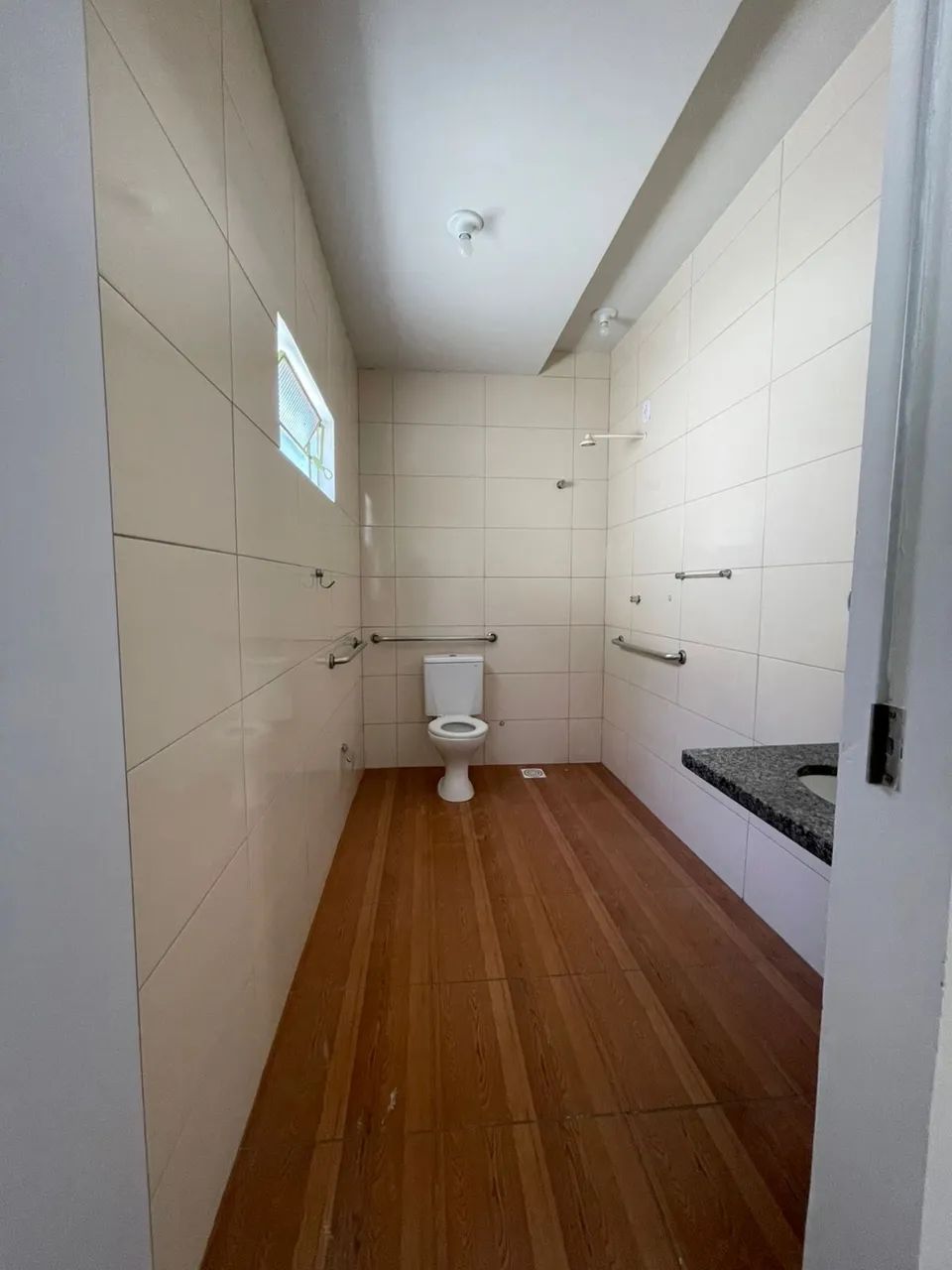 CASA COM PONTO COMERCIAL - ALUGAR - Foto 4