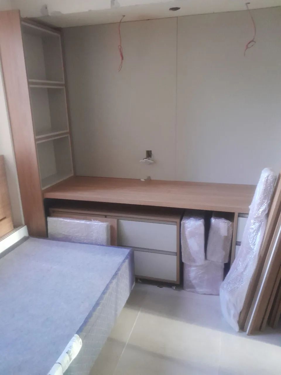 montagem e fabricação de móveis 