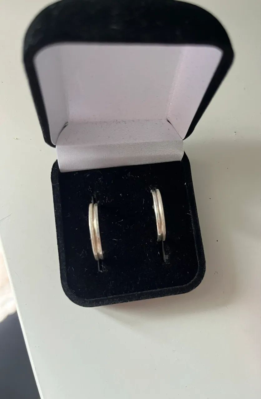 par de alianças, numeração e numeração 17 e 19