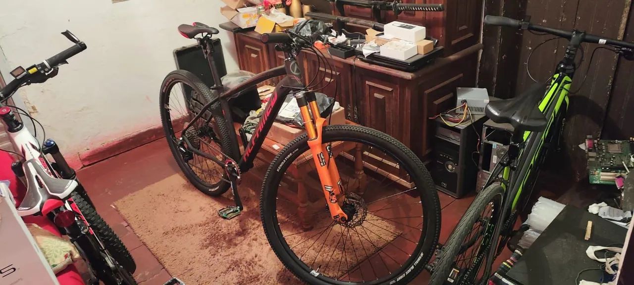 Bicicleta 29, Deore 2025, relação 12x52, suspensão a ar!! Zera!! - Foto 3
