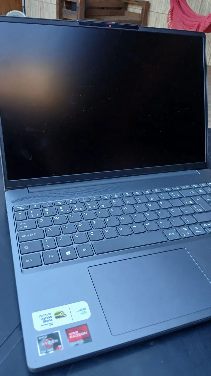 Notebook Lenovo Slim3 Ryzen7 8gb 256gb  - Foto 2