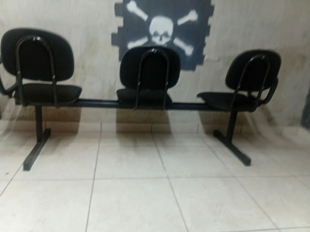 Banco de Espera.... - Foto 2