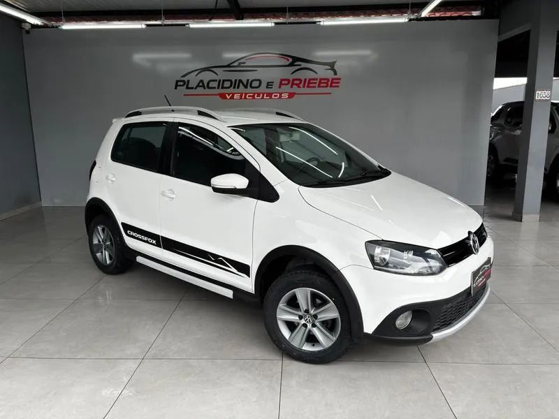 Volkswagen Crossfox 1.6 MI Total Flex 8V 5P 2011