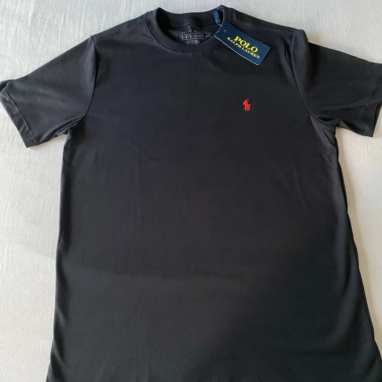 Camisetas Básicas de Griffe - Foto 4