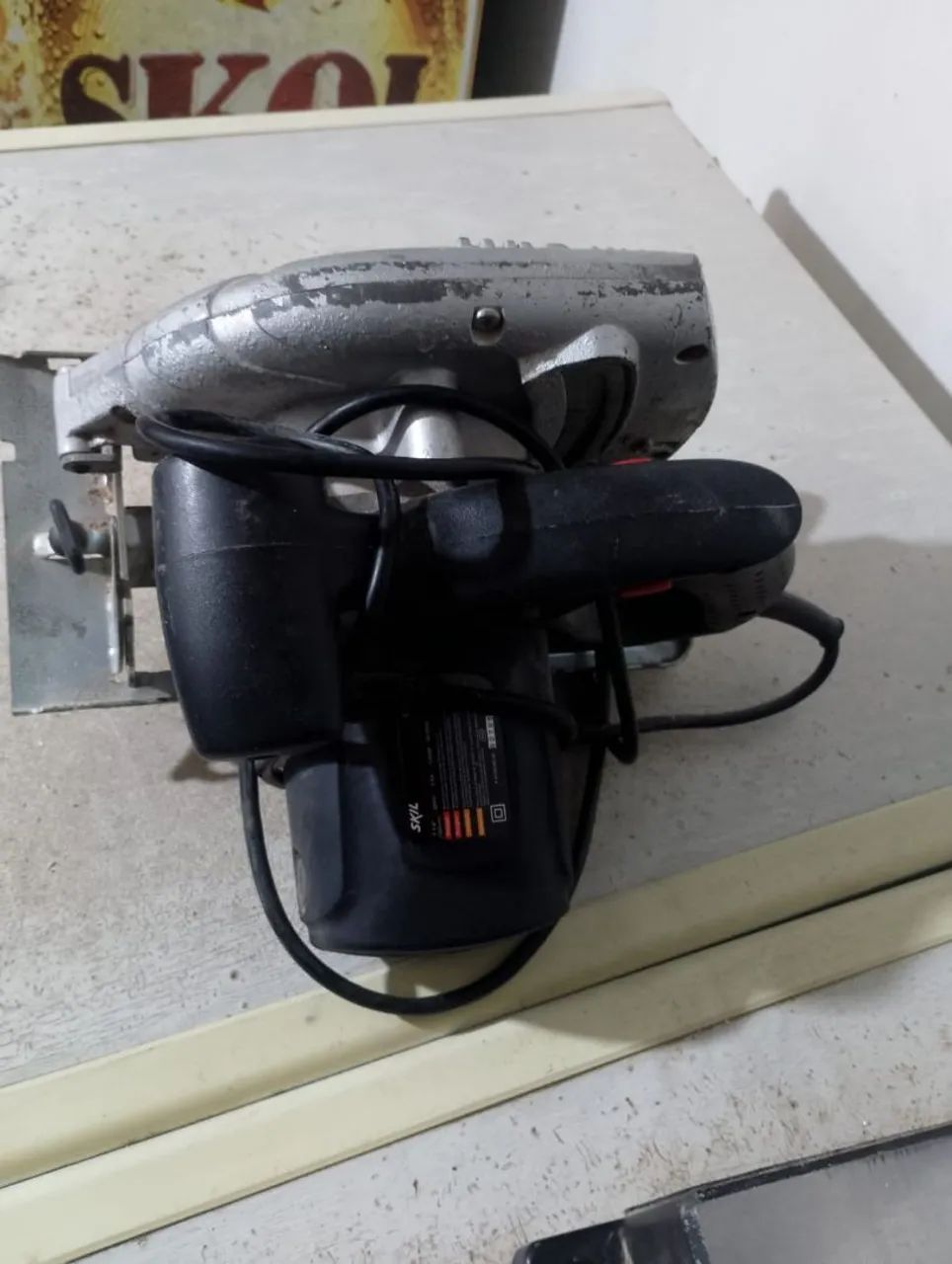 serra circular Skil, modelo 5300. 