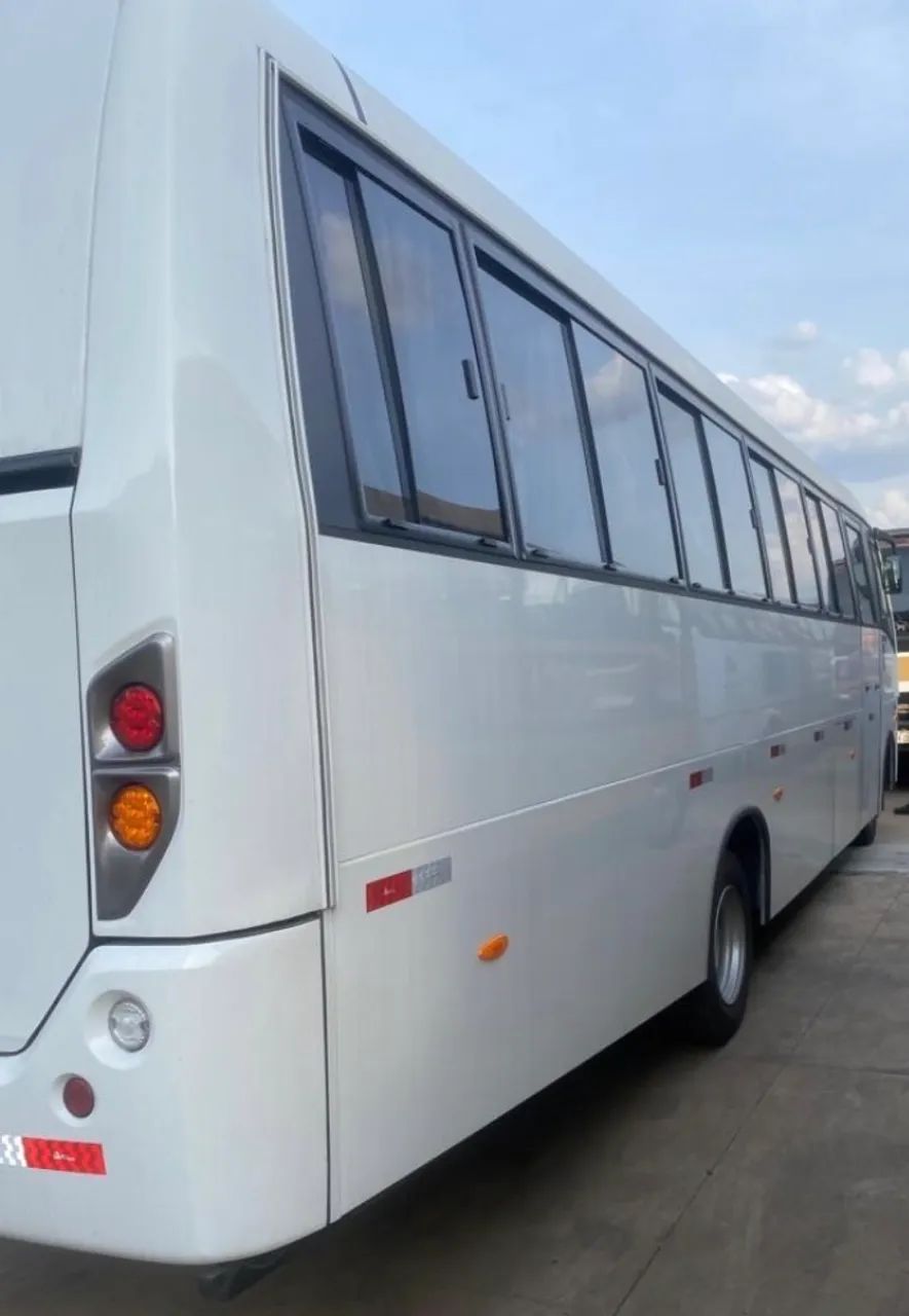 Ônibus marcopolo volare Atack 