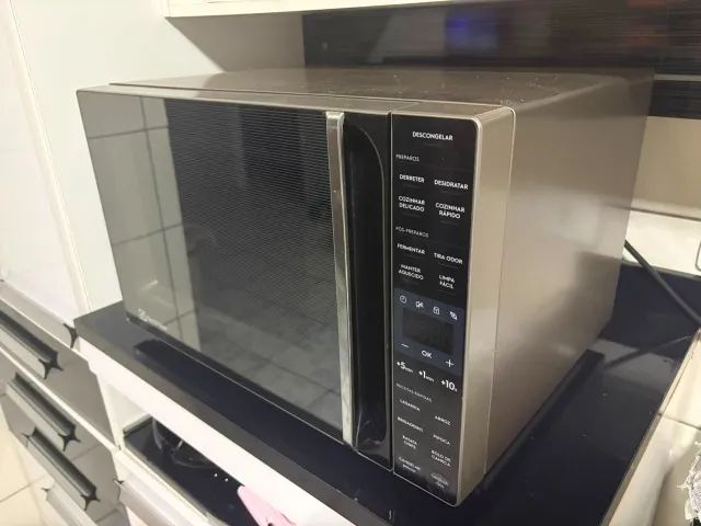 Microondas Electrolux 36L Inox Efficient