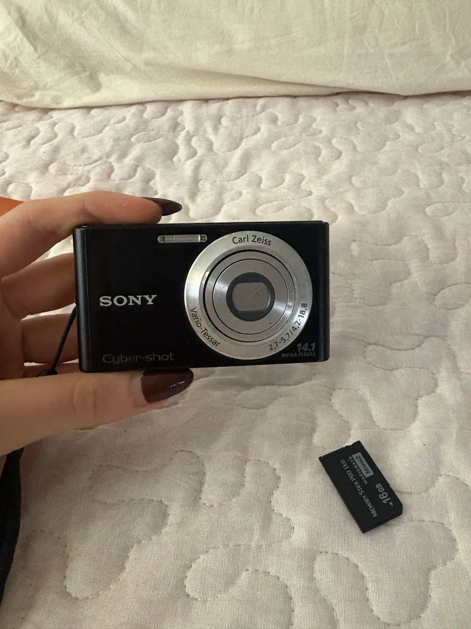 Sony cybershot DSC-W320