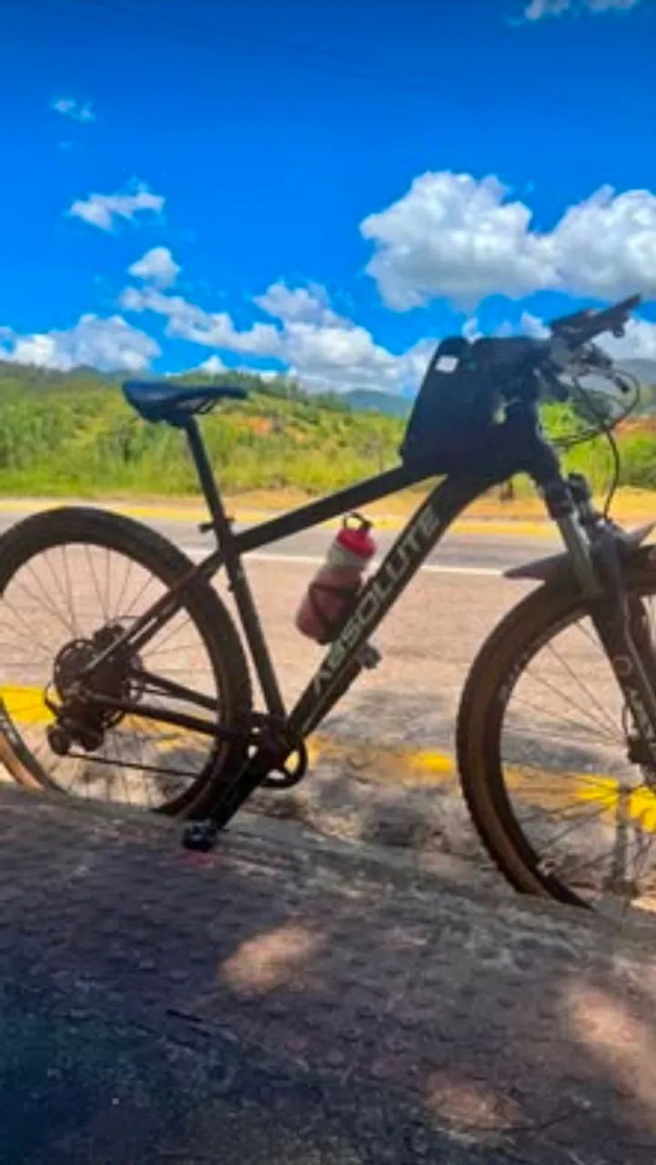 Bicicleta Absolute Nero 4