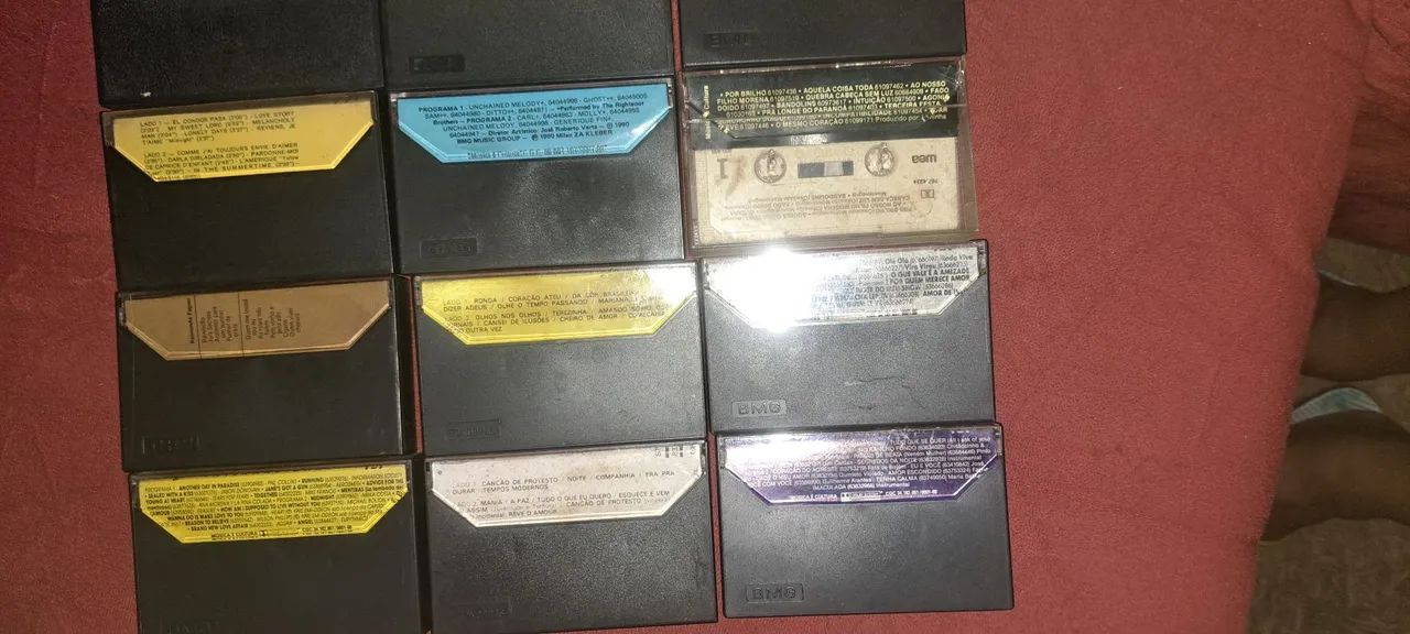 18 fitas cassete originais 20,00 cada. - Foto 3