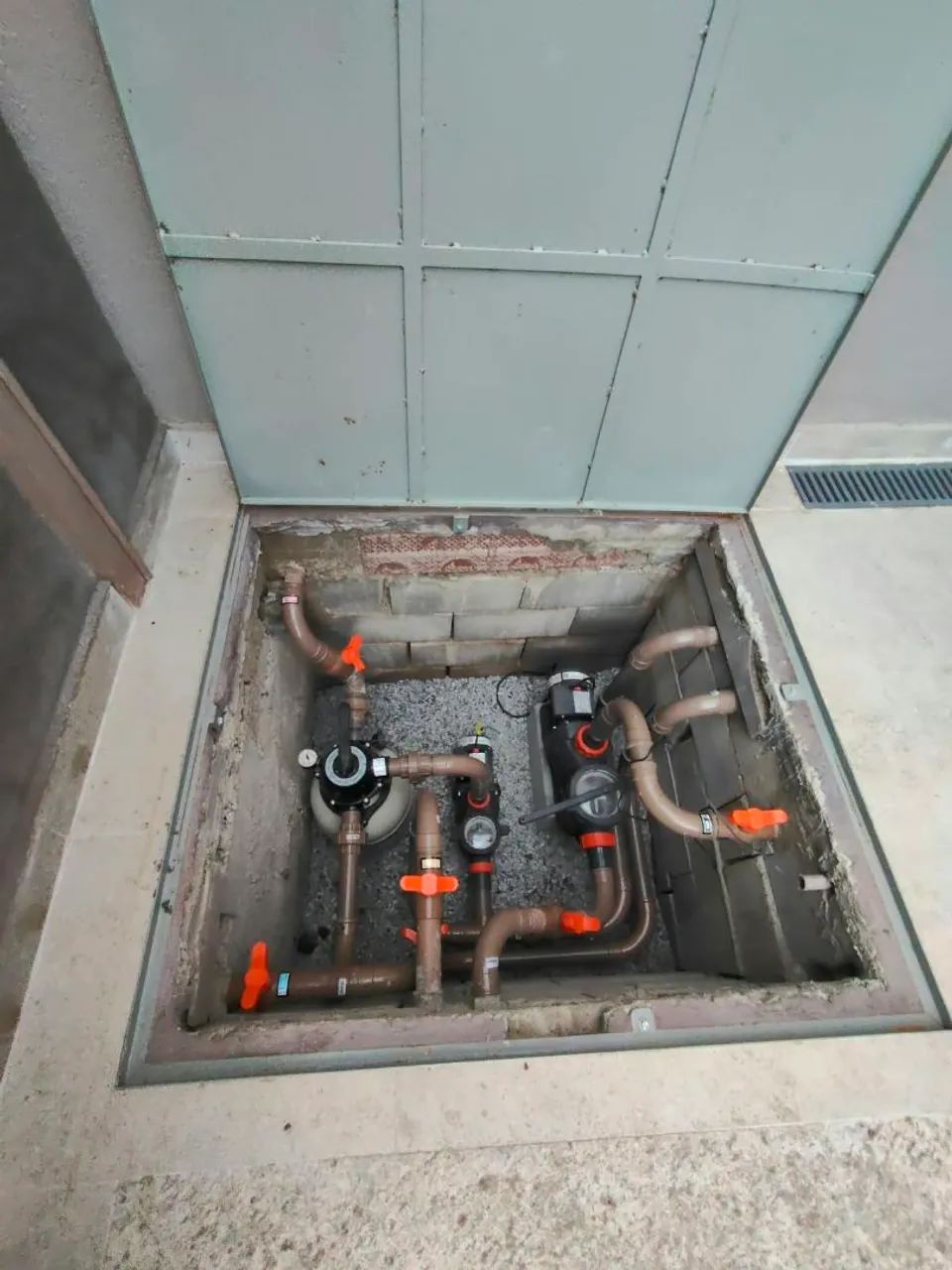 Construção e reformas de piscina 