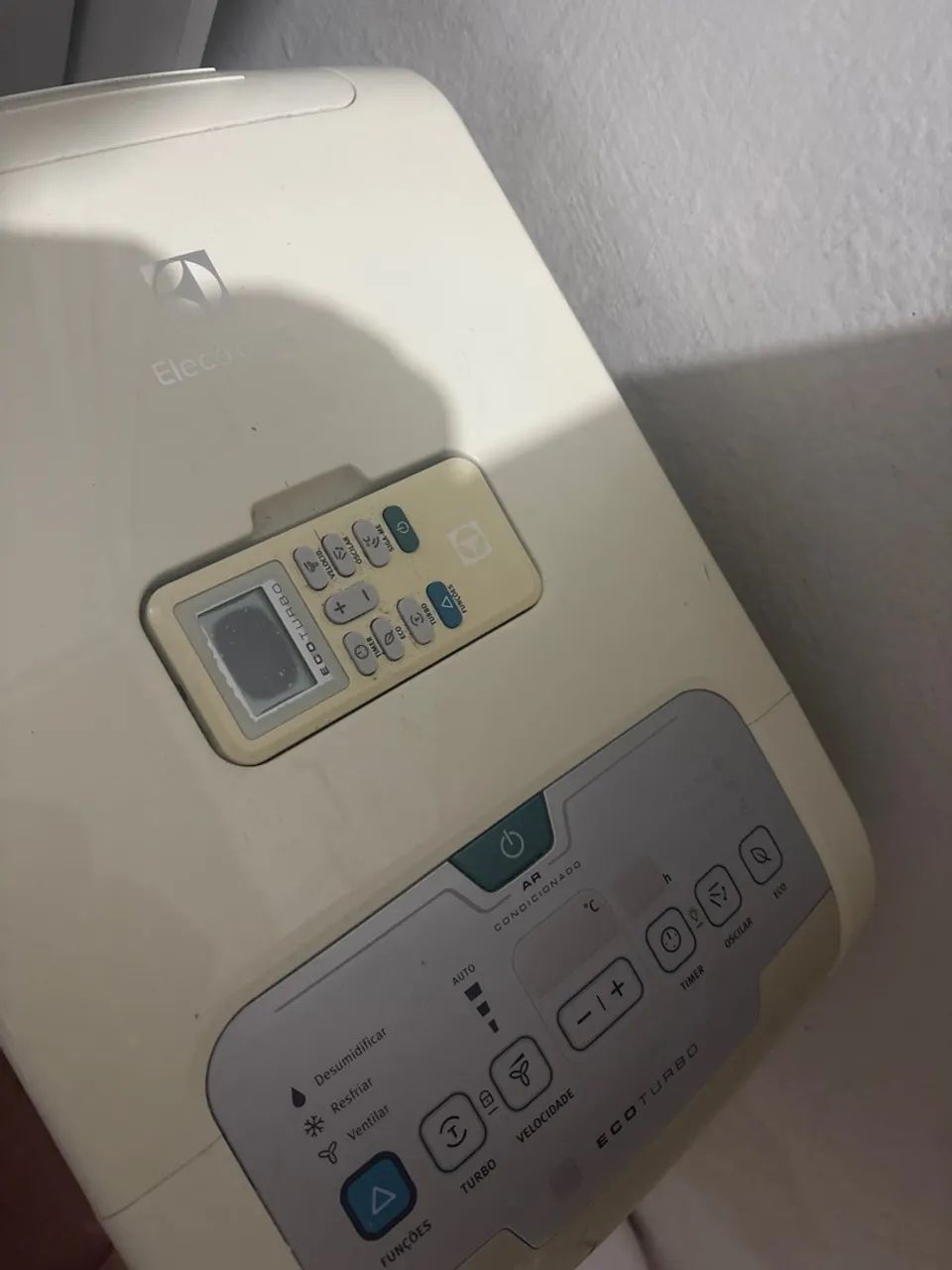 Ar condicionado móvel - ELETROLUX 
