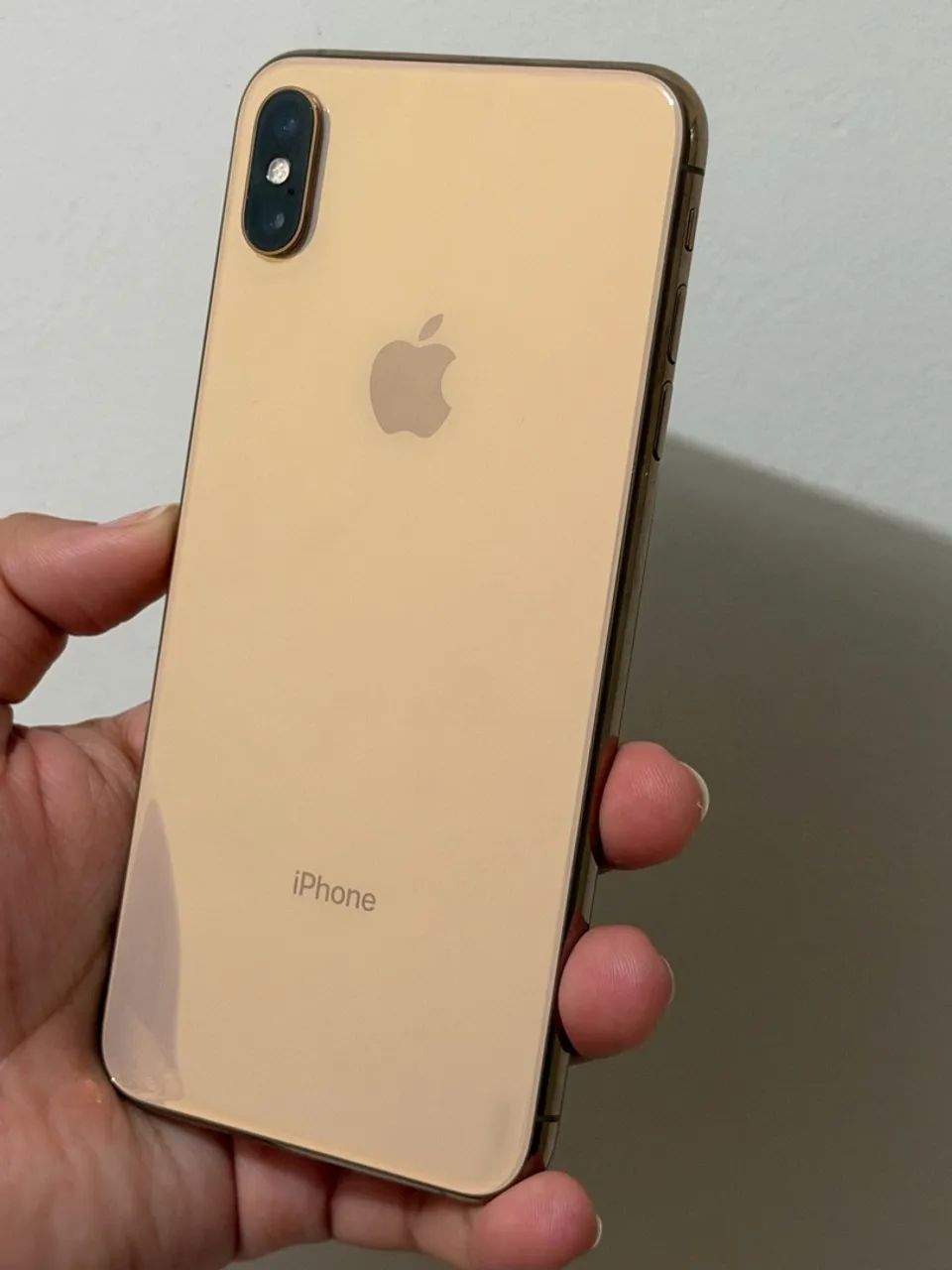 iPhone XS Max (valor negociável) 