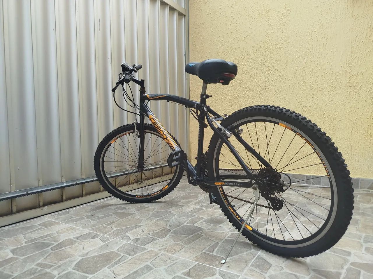 Vendo bicicleta semi nova  - Foto 3