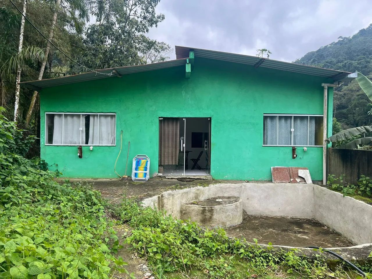 Alugo casa em garatucaia 