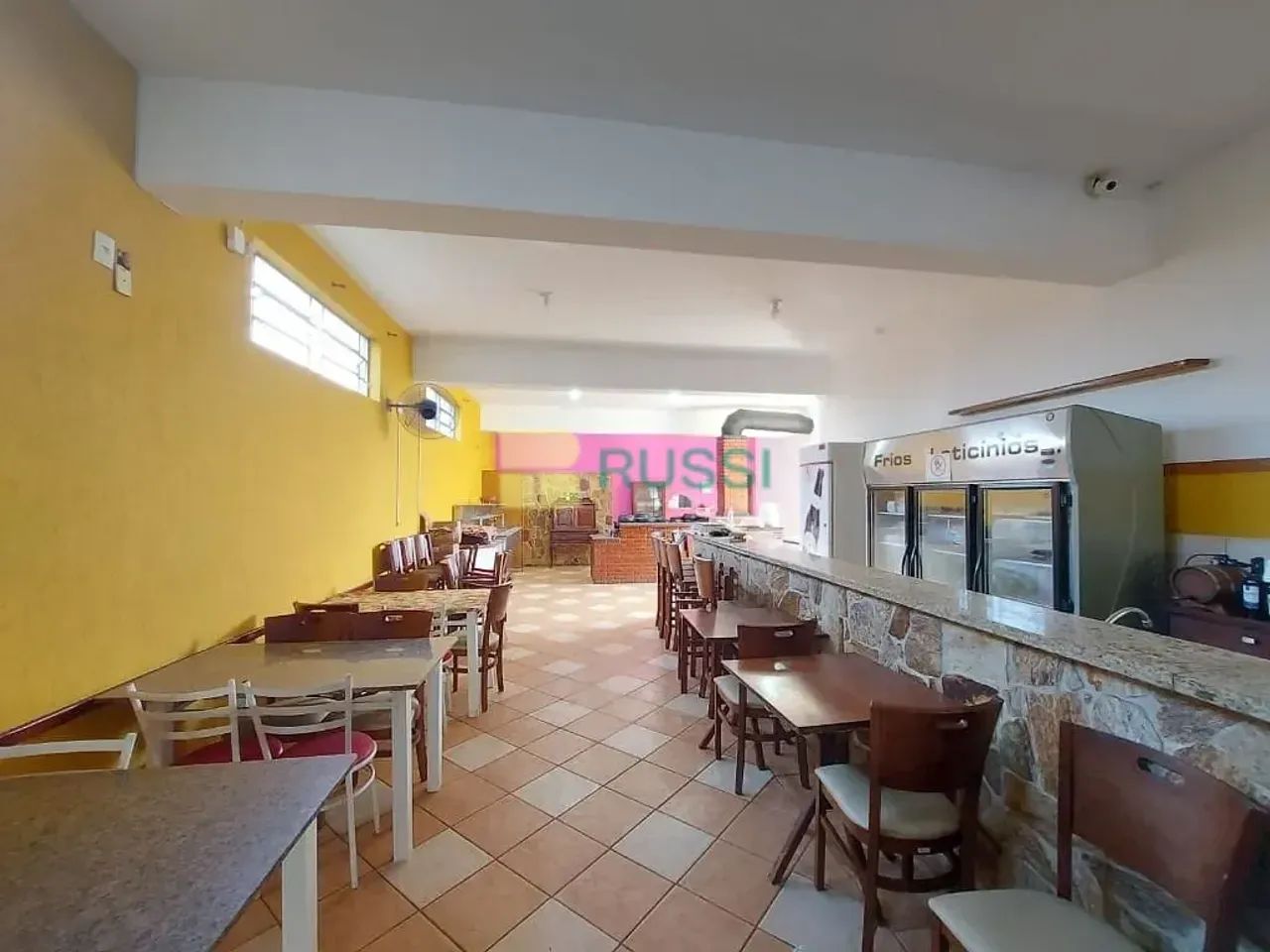 Ponto à venda, com 452 m² no Centro em Jambeiro/SP - Foto 2