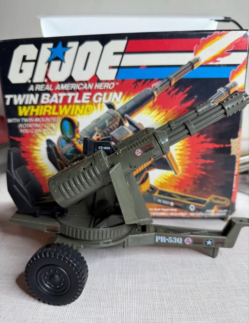 Gi Joe Transformers Autobot Triple T, com Leatherneck Sgt